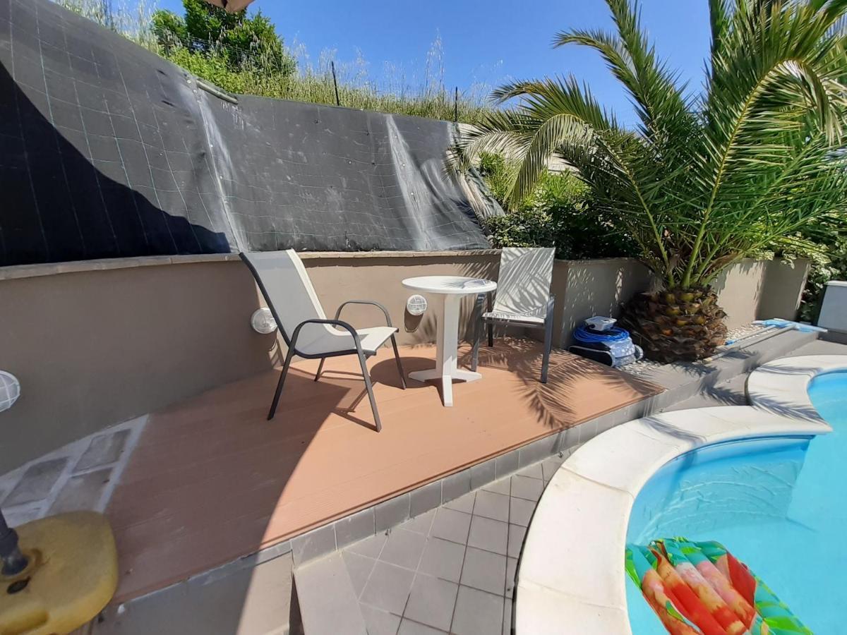 Holiday Home Тавулия Екстериор снимка