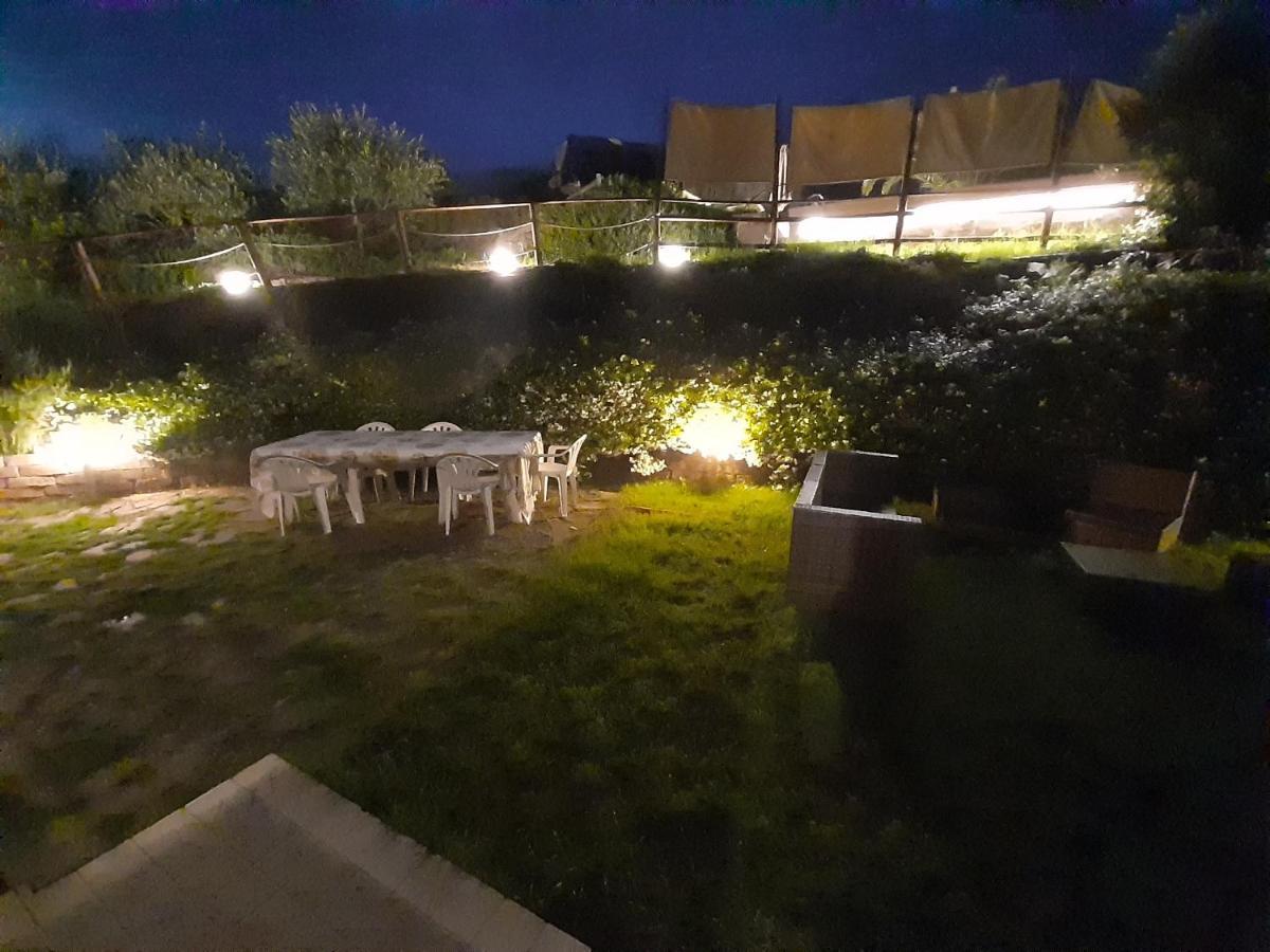 Holiday Home Тавулия Екстериор снимка